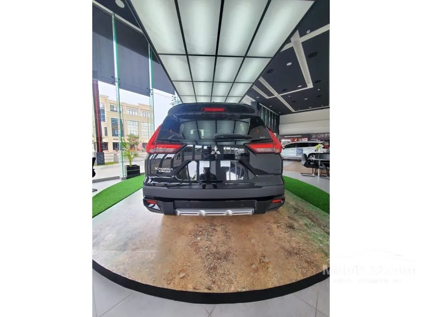 Jual Mobil Mitsubishi Xpander 2024 CROSS Premium Package 1.5 di Jawa Barat Automatic Wagon Hitam Rp 278.000.000