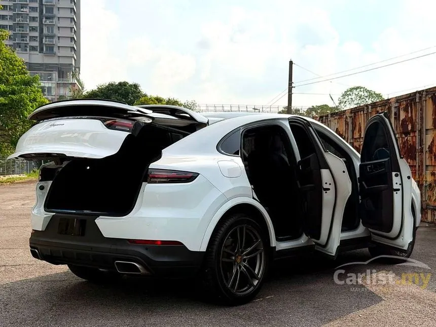 2022 Porsche Cayenne Coupe