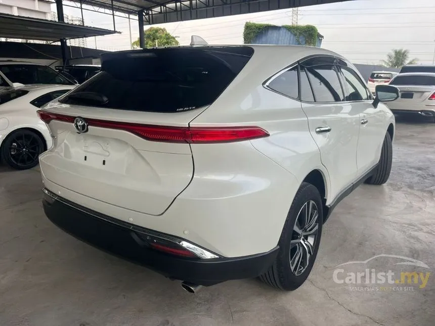 2022 Toyota Harrier Luxury SUV