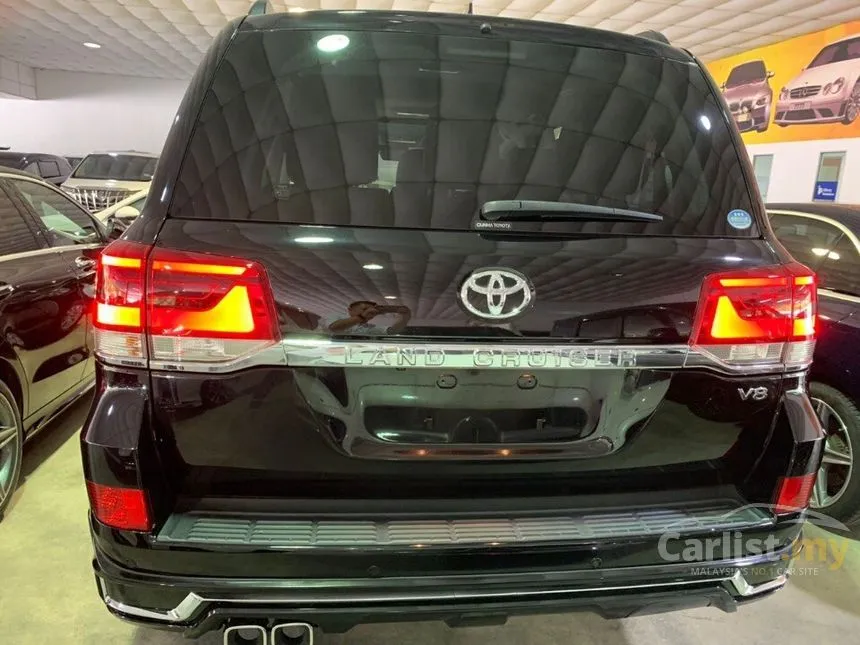 2018 Toyota Land Cruiser ZX SUV