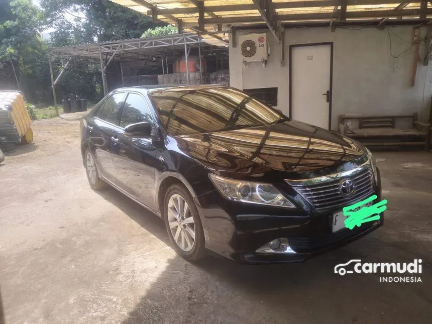 2014 Toyota Camry V Sedan