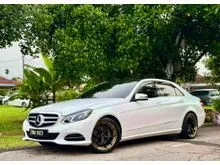 ON THE ROAD 2014 Mercedes-Benz E250 2.0