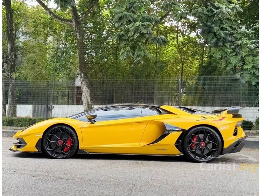 2019 Lamborghini Aventador SVJ Coupe