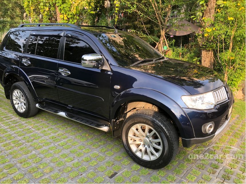 Mitsubishi pajero sport 2013