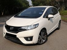 2015 Honda Jazz 1.5 V i-VTEC Hatchback (34K KM ONLY)(FULL SERVICE RECORD)