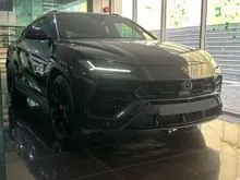 2022 Lamborghini Urus 4.0 V8  Carbon Pack  Marrone Alcestis  B&O 3D Audio  Panoramic Roof  Massage Seats