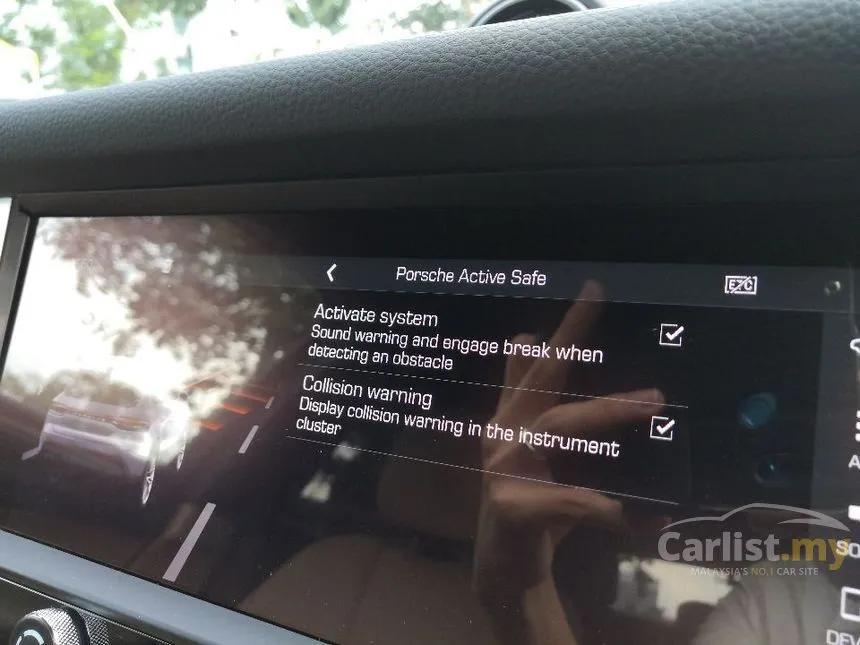 2021 Porsche Macan SUV