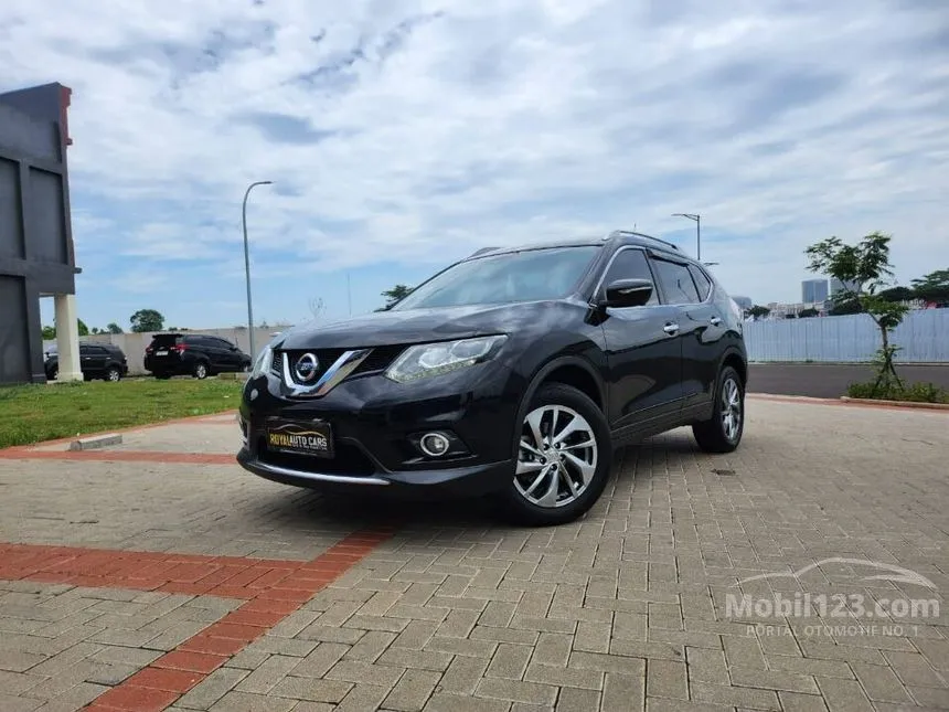 Jual Mobil Nissan X