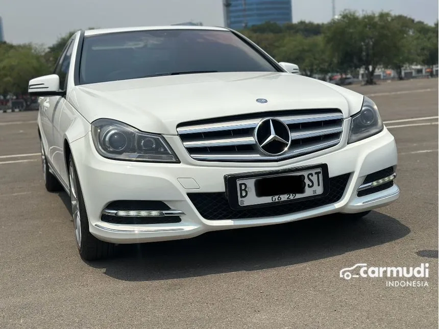 2014 Mercedes-Benz C200 CGI Sedan