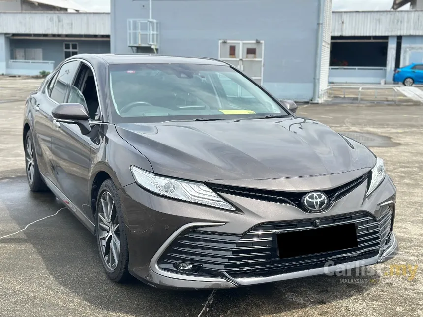 2023 Toyota Camry V Sedan