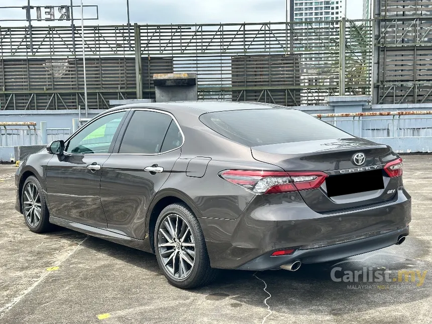 2023 Toyota Camry V Sedan