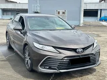 2023 Toyota Camry 2.5 V Sedan