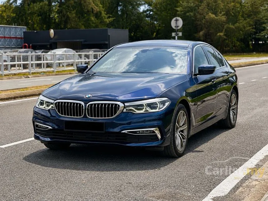 2021 BMW 520i Luxury Sedan