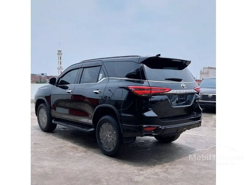 2023 Toyota Fortuner GR Sport SUV