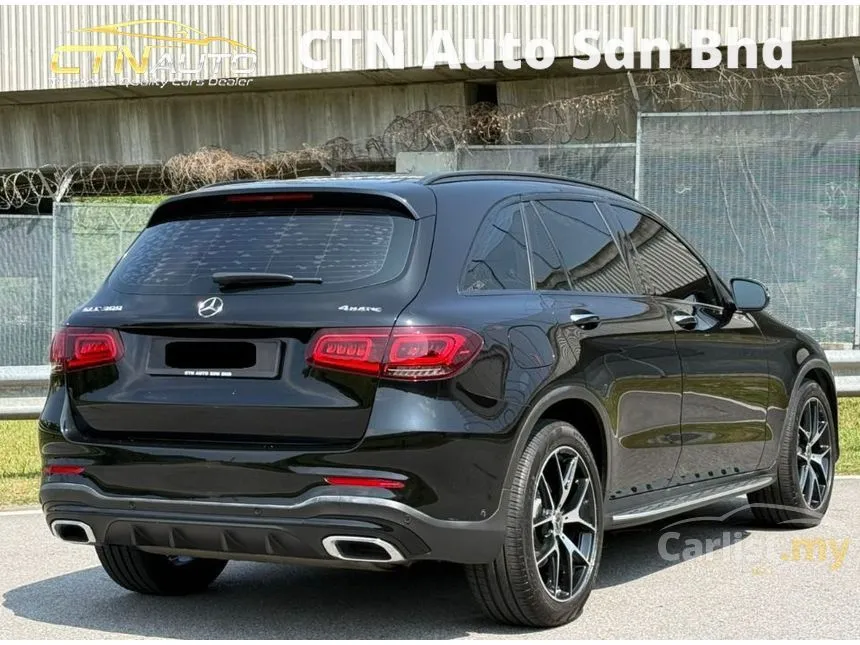 2020 Mercedes-Benz GLC300 4MATIC AMG Line SUV