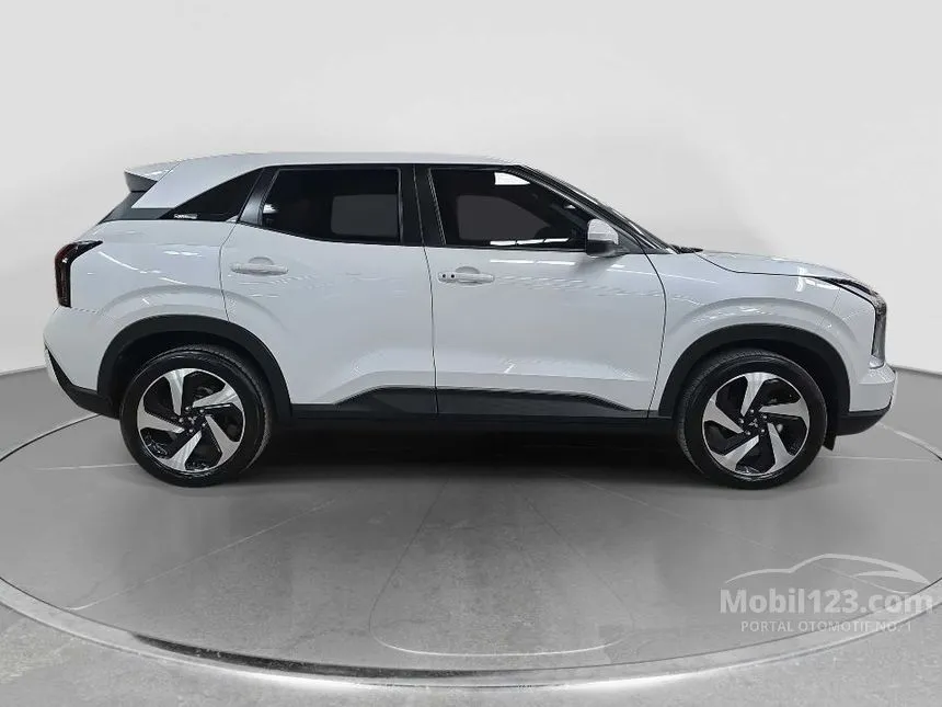 2023 Mitsubishi XFORCE Ultimate(White colour) SUV