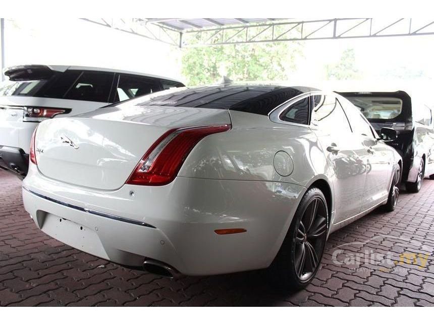 2012 Jaguar XJ L Premium Luxury Sedan