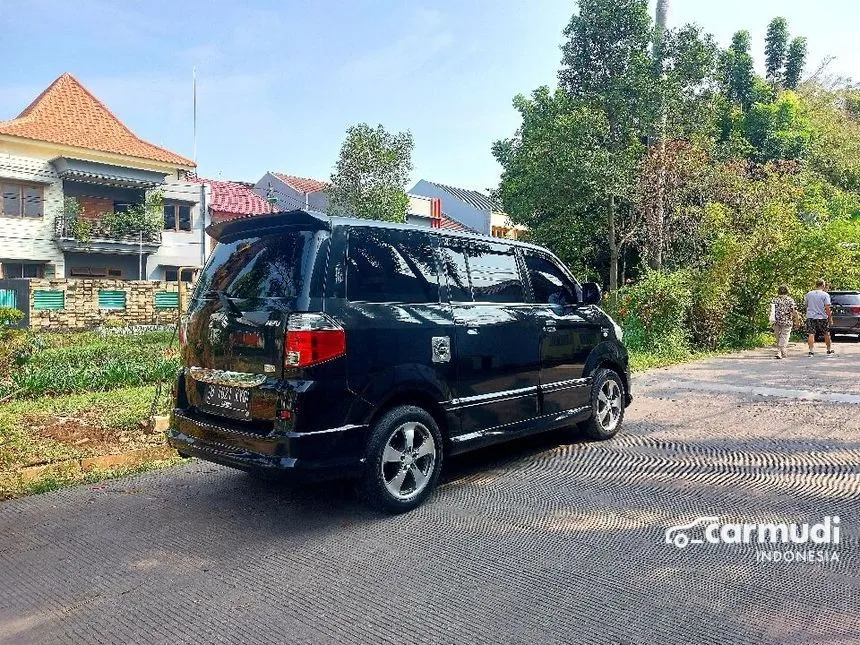 2010 Suzuki APV SGX Luxury Van