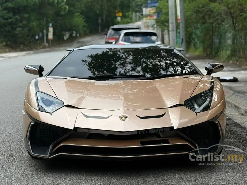2012 Lamborghini Aventador LP700-4 Coupe