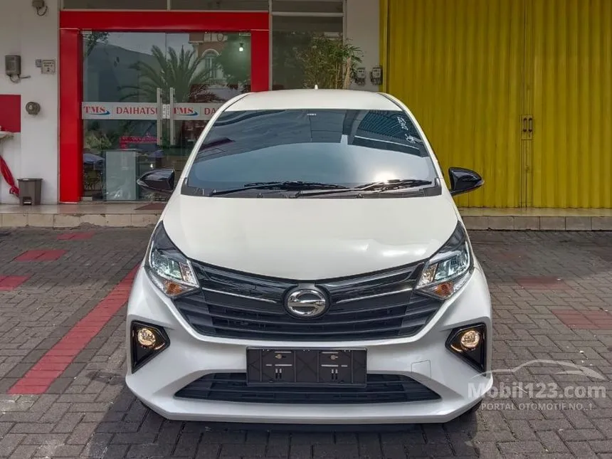 Jual Mobil Daihatsu Sigra 2024 R 1.2 di DKI Jakarta Automatic MPV Putih Rp 156.000.000