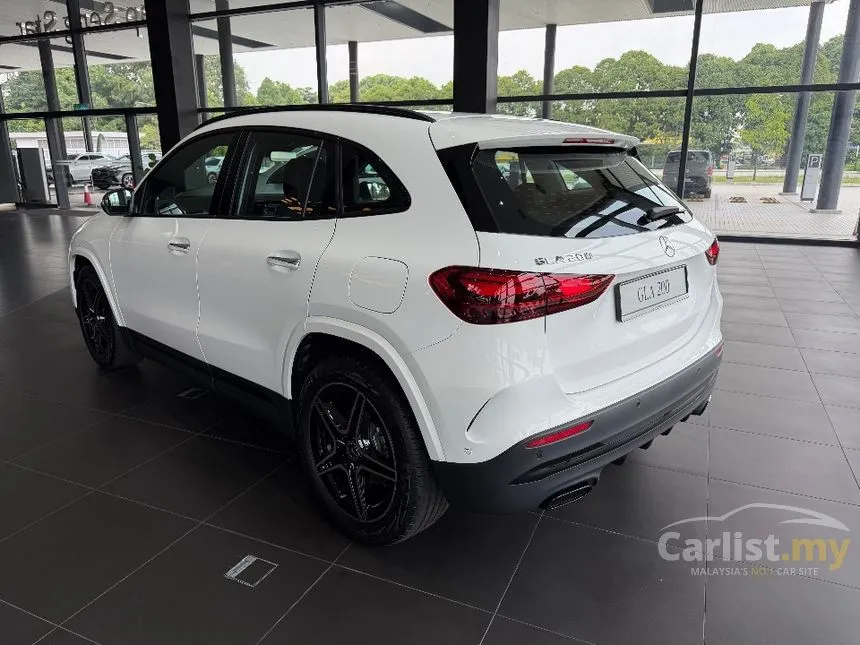 2026 Mercedes-Benz GLA200 Nightfall Edition SUV