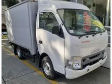 2022 Isuzu Traga 2.5 Van Box Aluminium