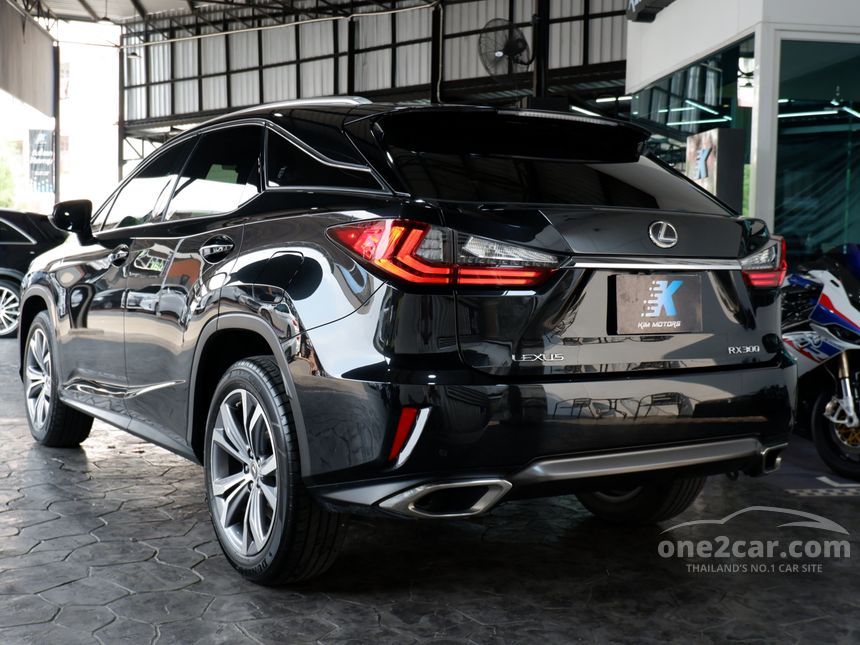 Lexus RX200t 2017 (ปี 15-19) Premium 2.0 เกียร์อัตโนมัติ สีดำ | One2car ...