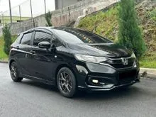 2019 Honda Jazz 1.5 E Hatchback FACELIFT FULL SERVICE RECORD HONDA / ORIGINAL MILEAGE / FREE 3 YEARS WARRANTY / KEYLESS & PUSH START