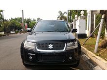 Suzuki Grand Vitara 2.0 AT Hitam 2011