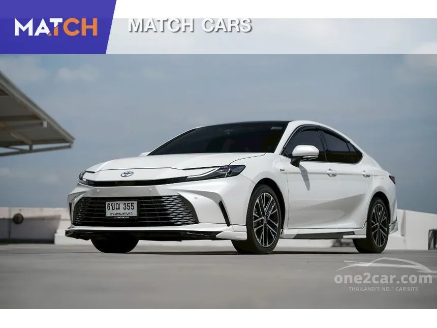 2025 Toyota CAMRY HEV Premium Luxury Sedan