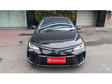 2019 Toyota Corolla Altis 1.8 V Sedan hitam kilometer 6 ribuan siap pakai