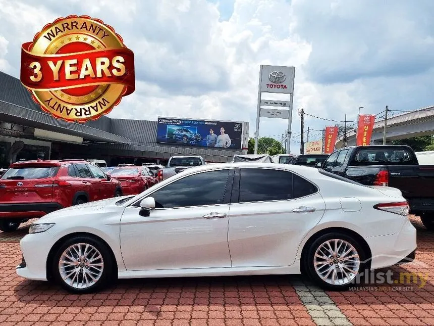 Used 2018 Toyota Camry 2.5 V Sedan + FREE 3 Years WARRANTY +FREE 3 ...