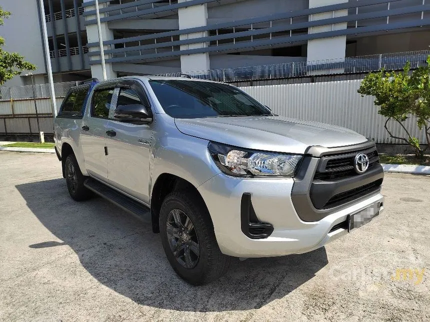 2023 Toyota Hilux E Dual Cab Pickup