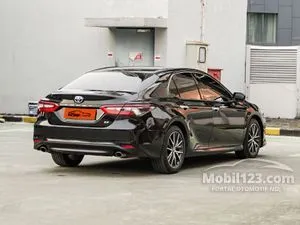 2022 Toyota Camry 2.5 V Sedan