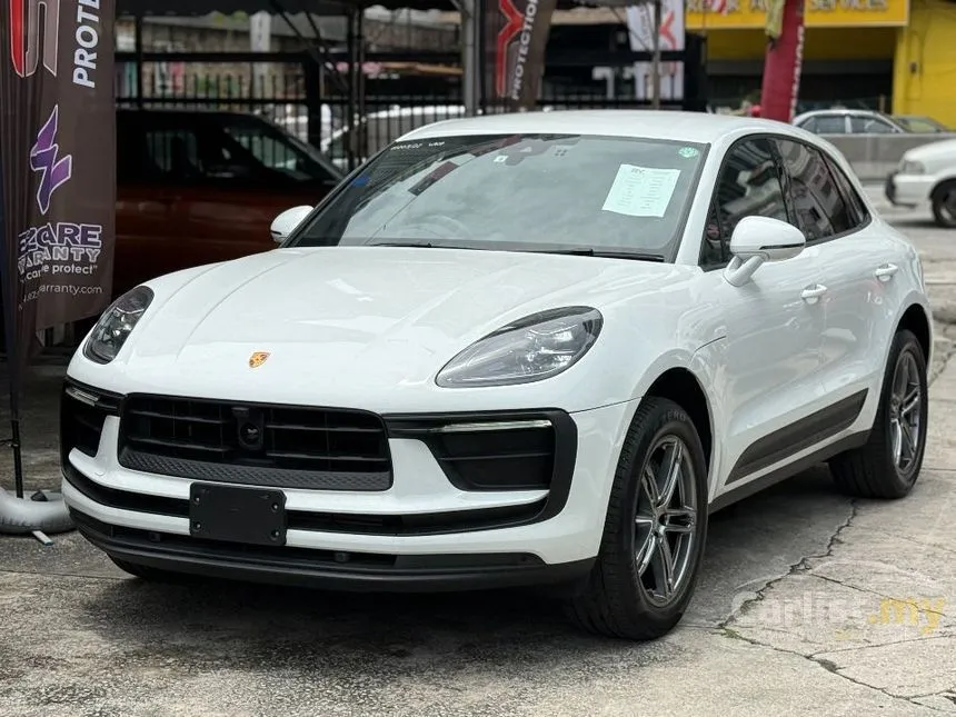 2022 Porsche Macan SUV