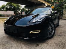 PORSCHE PANAMERA 4.8 TURBO NEW FACELIFT 1 YEAR WARRANTY 2014,LEATHER SEATS,SUN ROOF,POWER BOOT,10 AIR BAGS,ONE DATO SRI OWNER