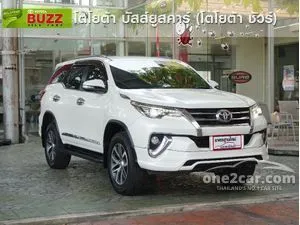 2015 Toyota FORTUNER 2.8 V SUV