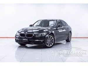 2017 BMW 330e 2.0 Luxury Sedan