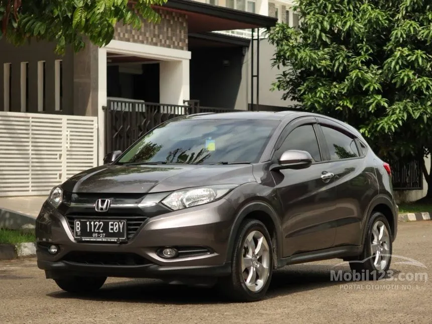 Jual Mobil Honda HR