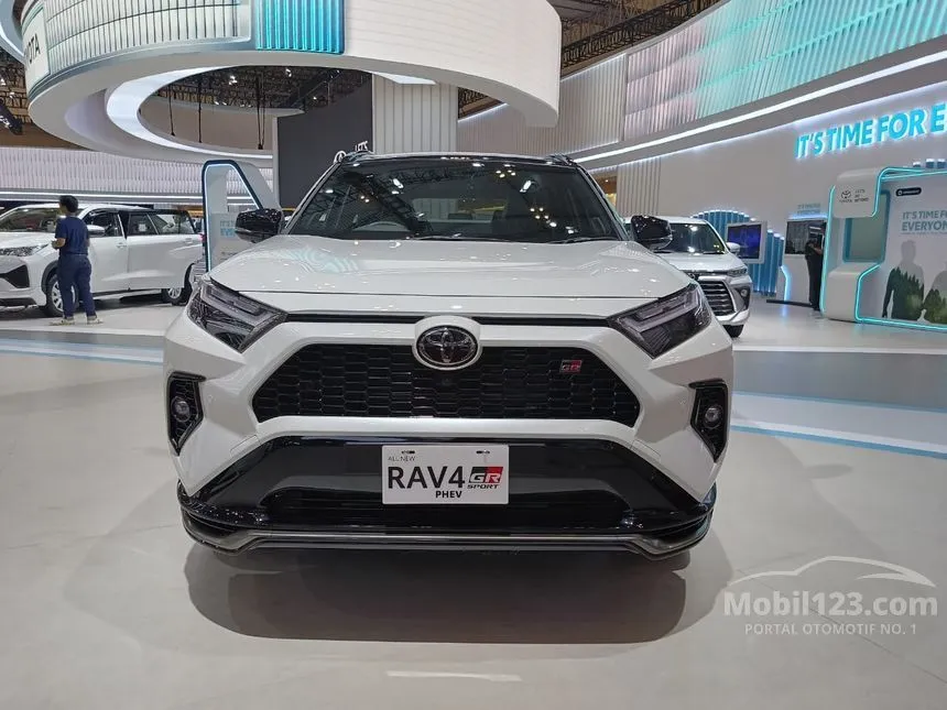 Jual Mobil Toyota RAV4 2023 GR Sport PHEV 2.5 di DKI Jakarta Automatic ...