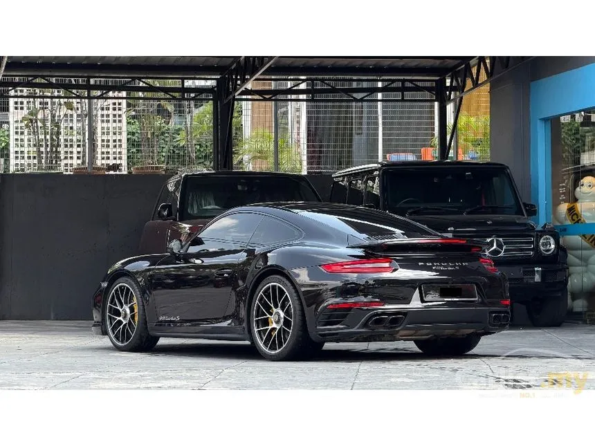 2016 Porsche 911 Turbo Coupe