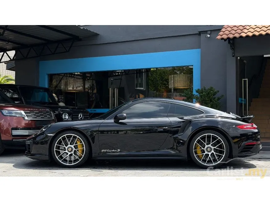 2016 Porsche 911 Turbo Coupe