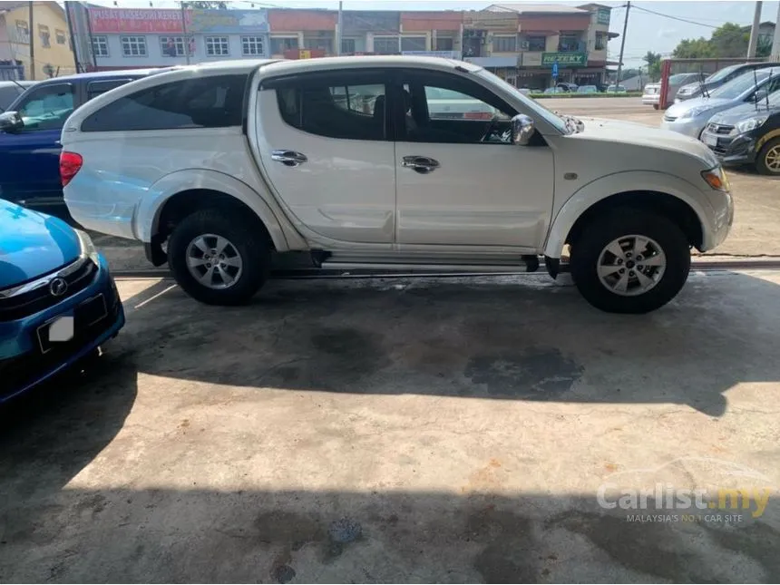 2008 Mitsubishi Triton Dual Cab 4X4 Pickup