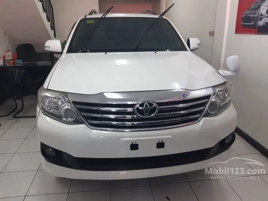 2012 Toyota Fortuner G TRD VNT SUV