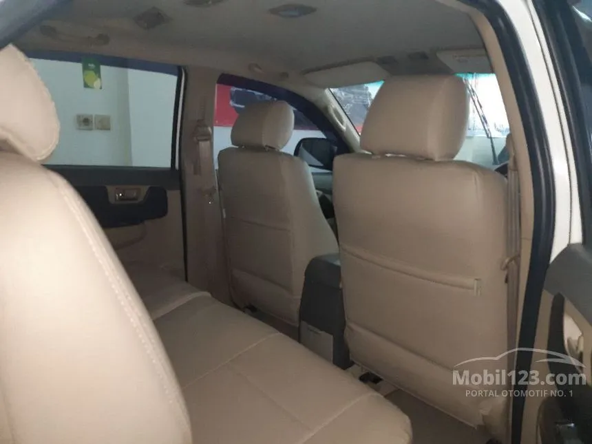 2012 Toyota Fortuner G TRD VNT SUV