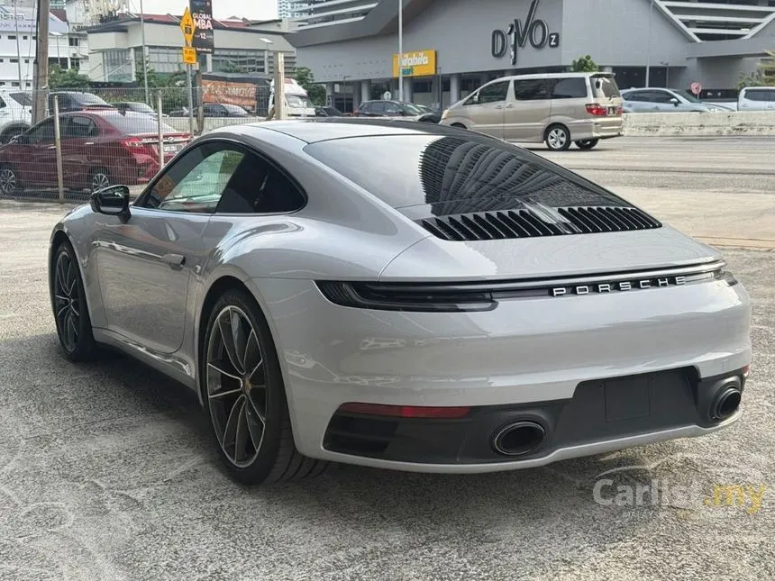 2022 Porsche 911 Carrera S Coupe