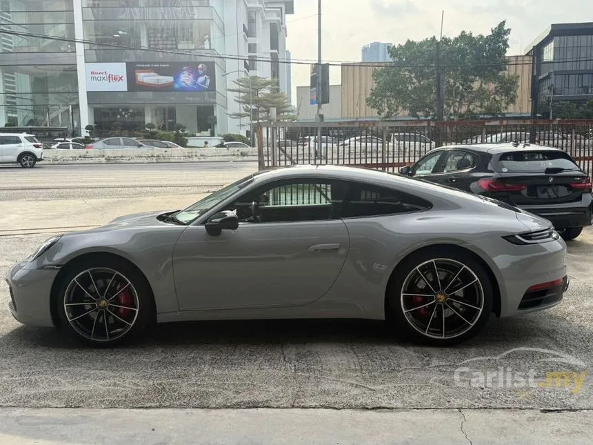 2022 Porsche 911 Carrera S Coupe