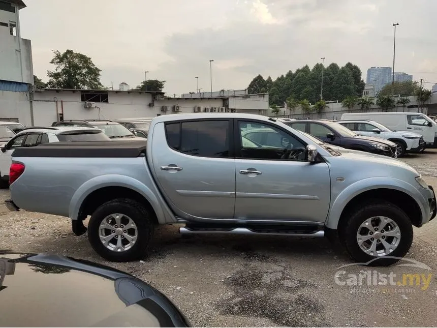 2012 Mitsubishi Triton VGT Dual Cab Pickup Truck