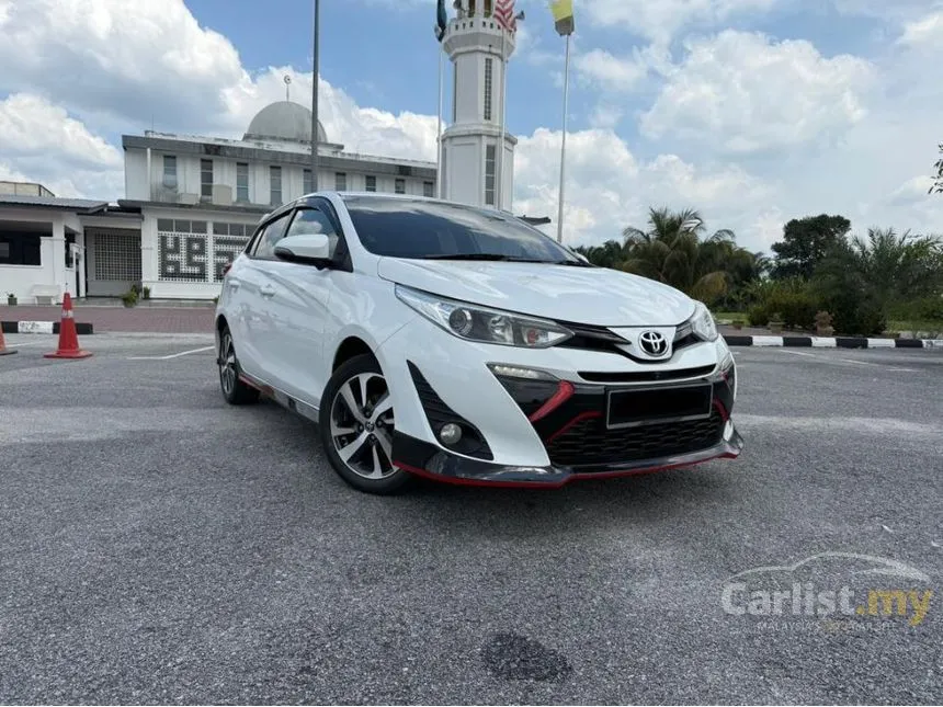 2020 Toyota Yaris E Hatchback