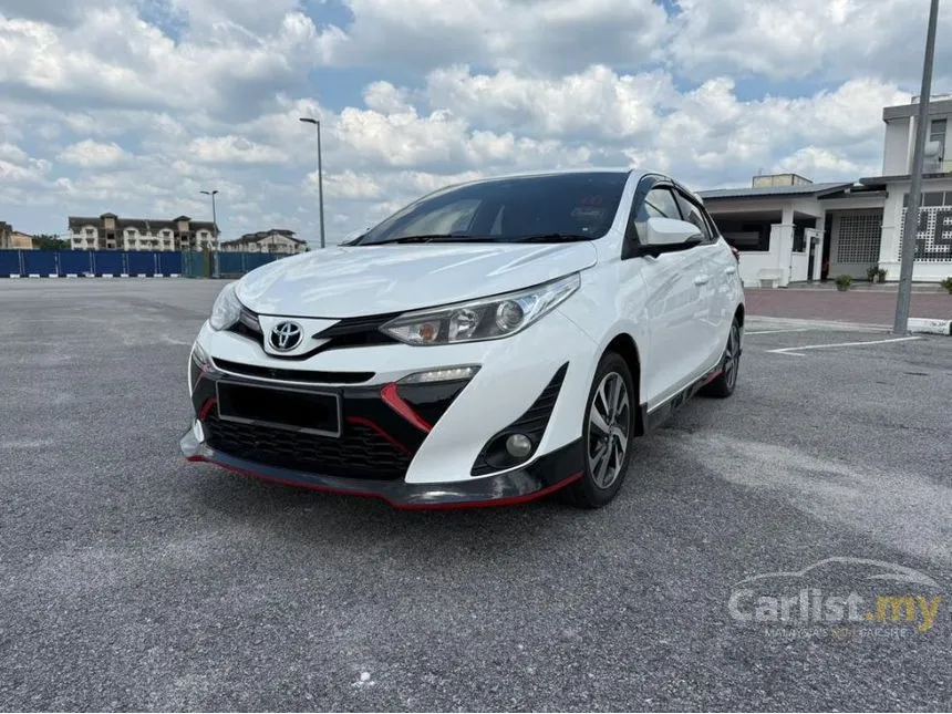 2020 Toyota Yaris E Hatchback